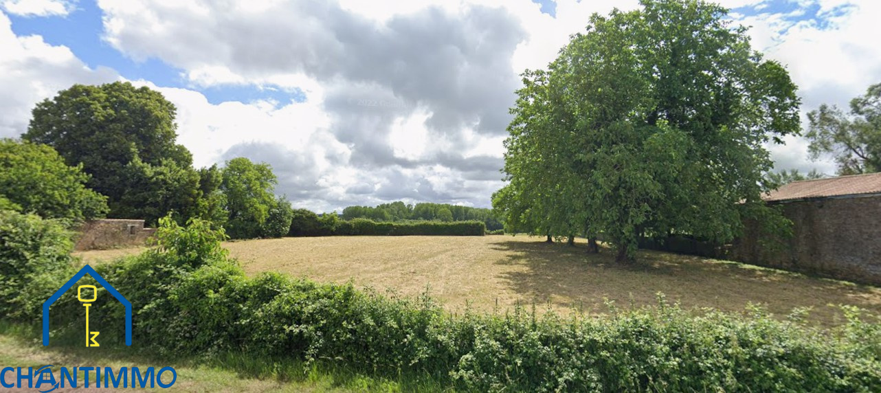 Terrain avec vue dégagée sur la campagne À 5 min de Sainte