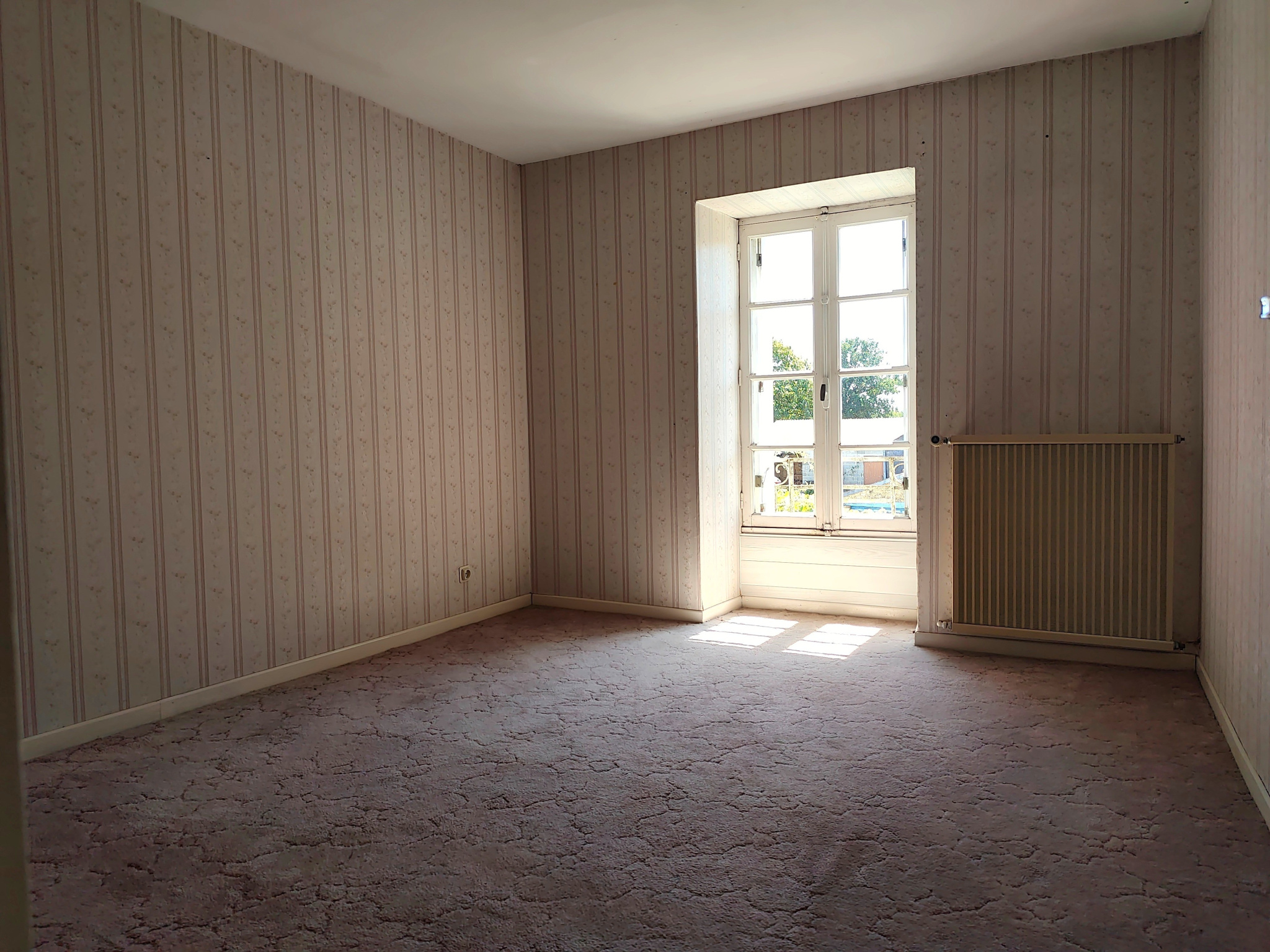 Maison en pierres à rénover 75 m2 À 10 min de Chantonnay