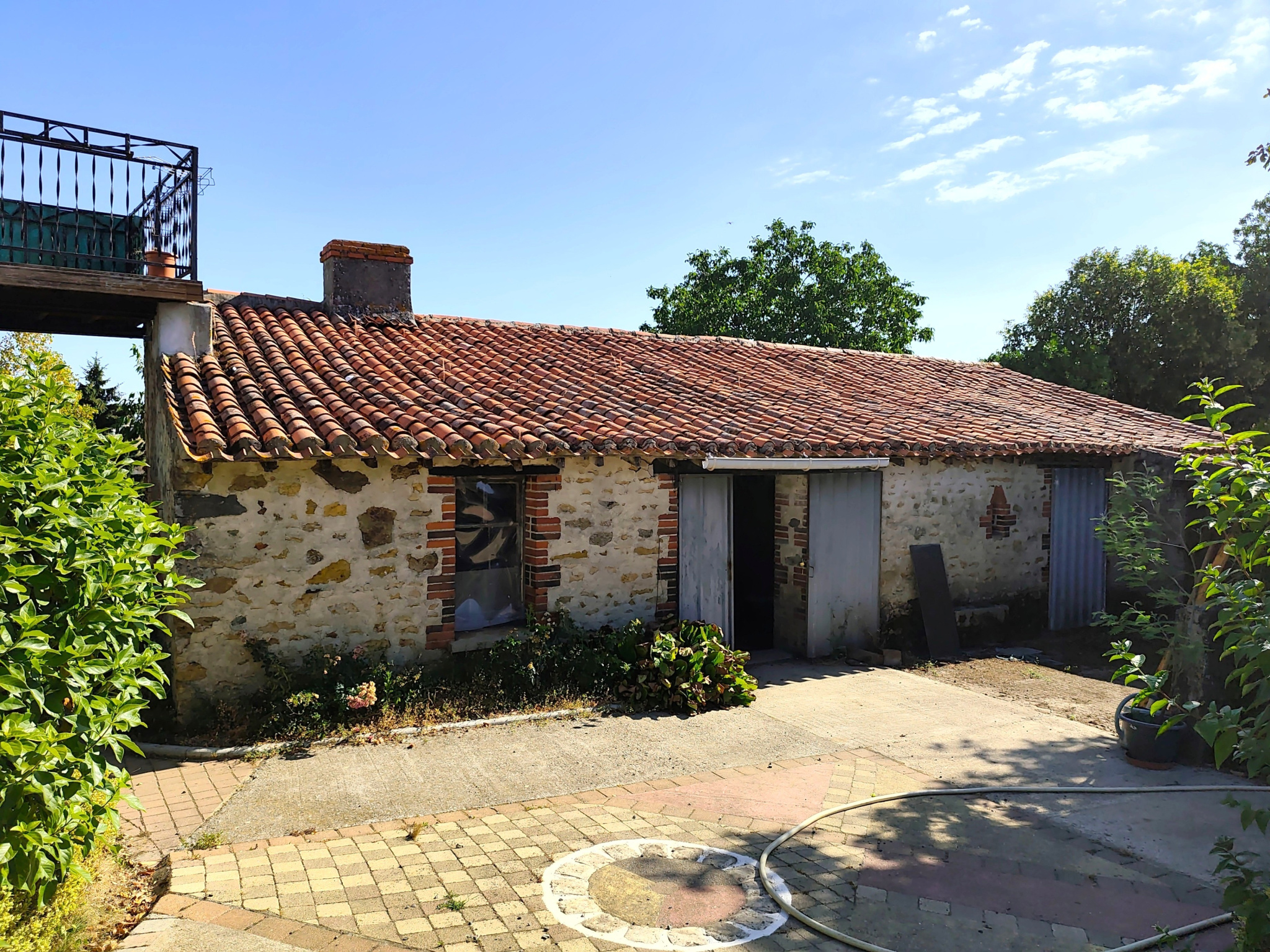 MOUILLERON ST GERMAIN, ancienne maison de ferme