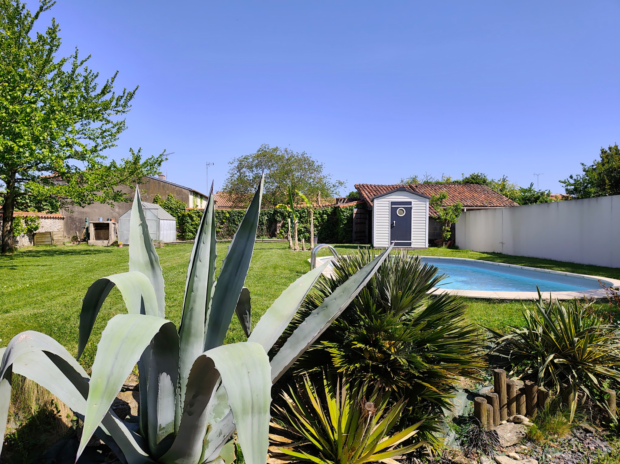 Maison en pierres pleine de charme, proche commodités