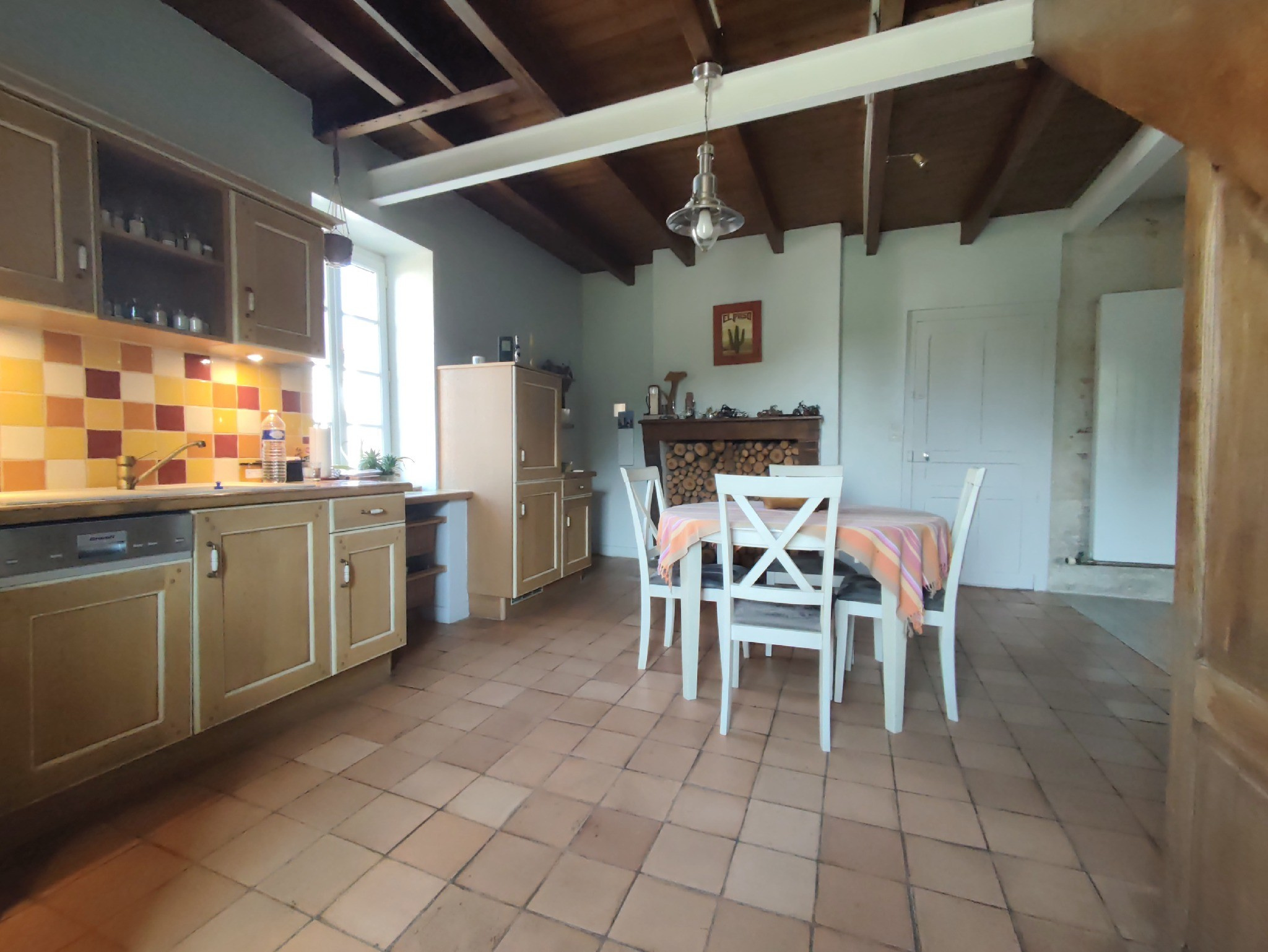 Maison en pierres pleine de charme, proche commodités