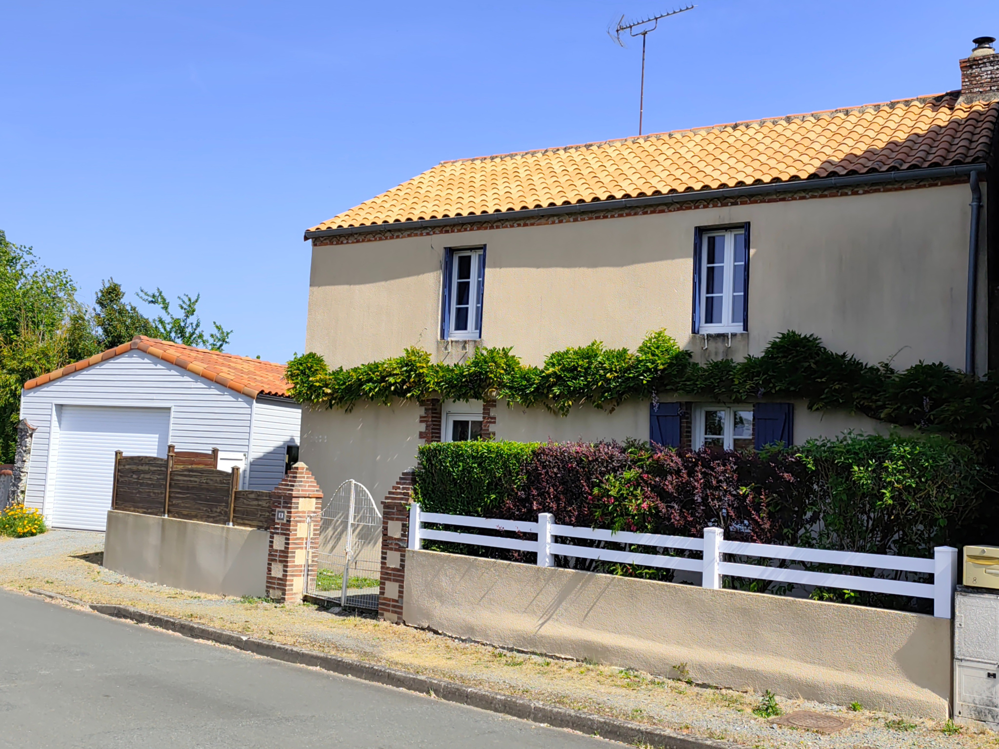 Maison en pierres pleine de charme, proche commodités