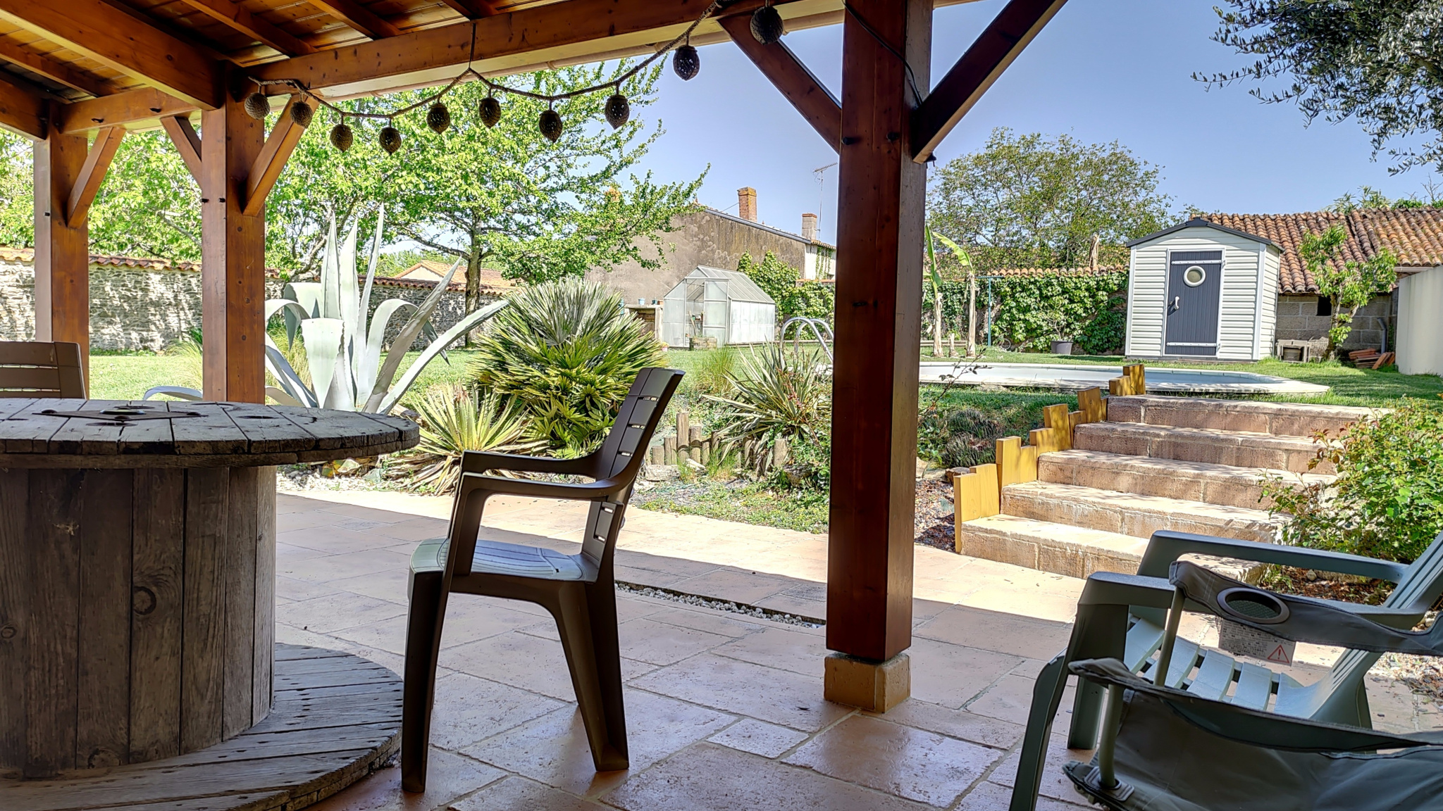 Maison en pierres pleine de charme, proche commodités