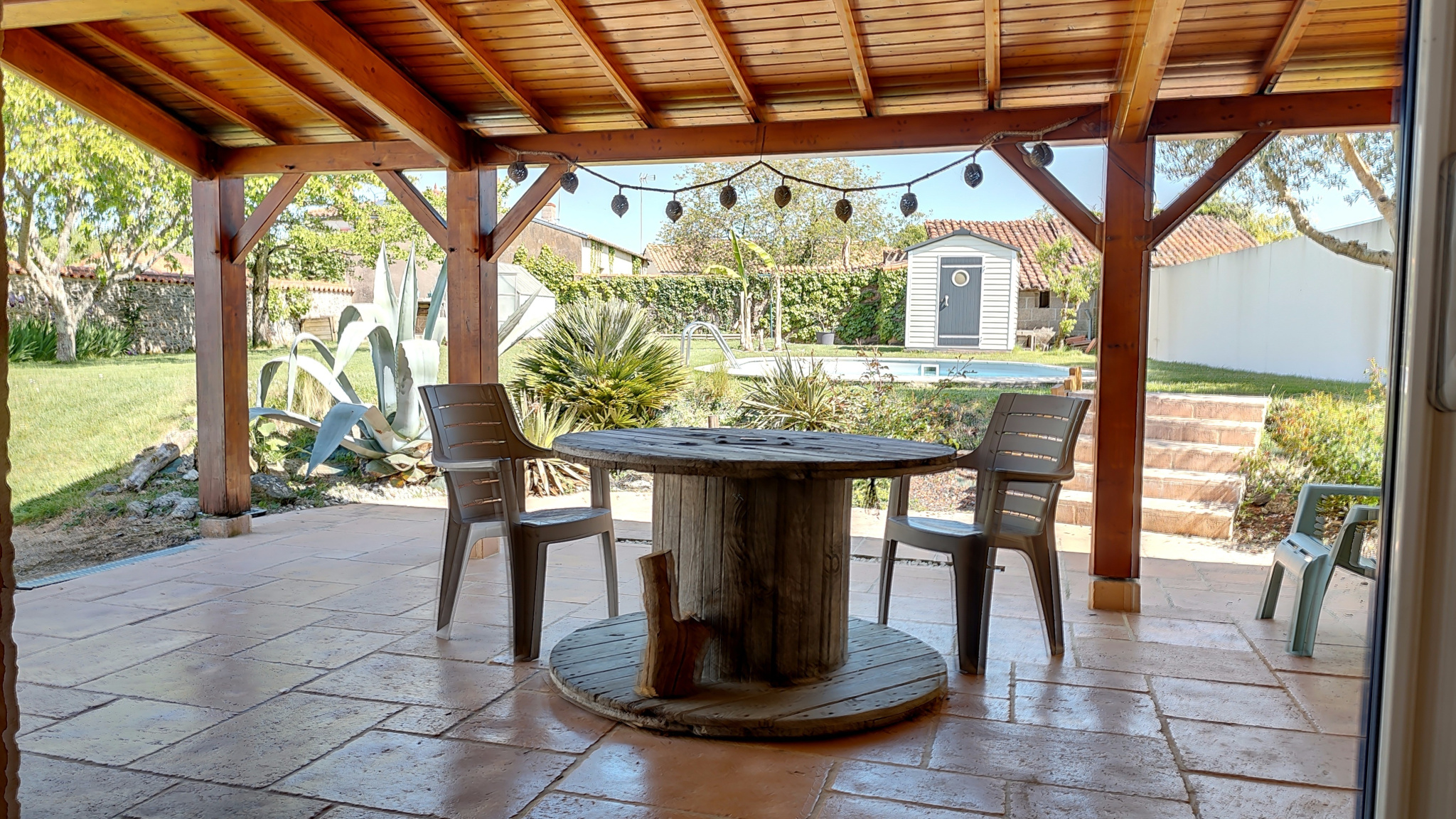 Maison en pierres pleine de charme, proche commodités