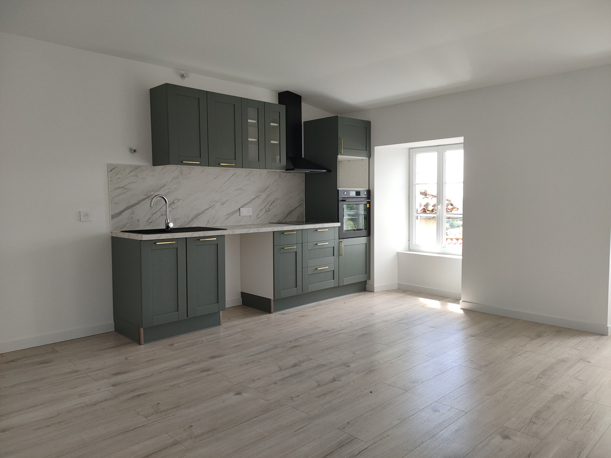 A louer appartement T3 refait à neuf