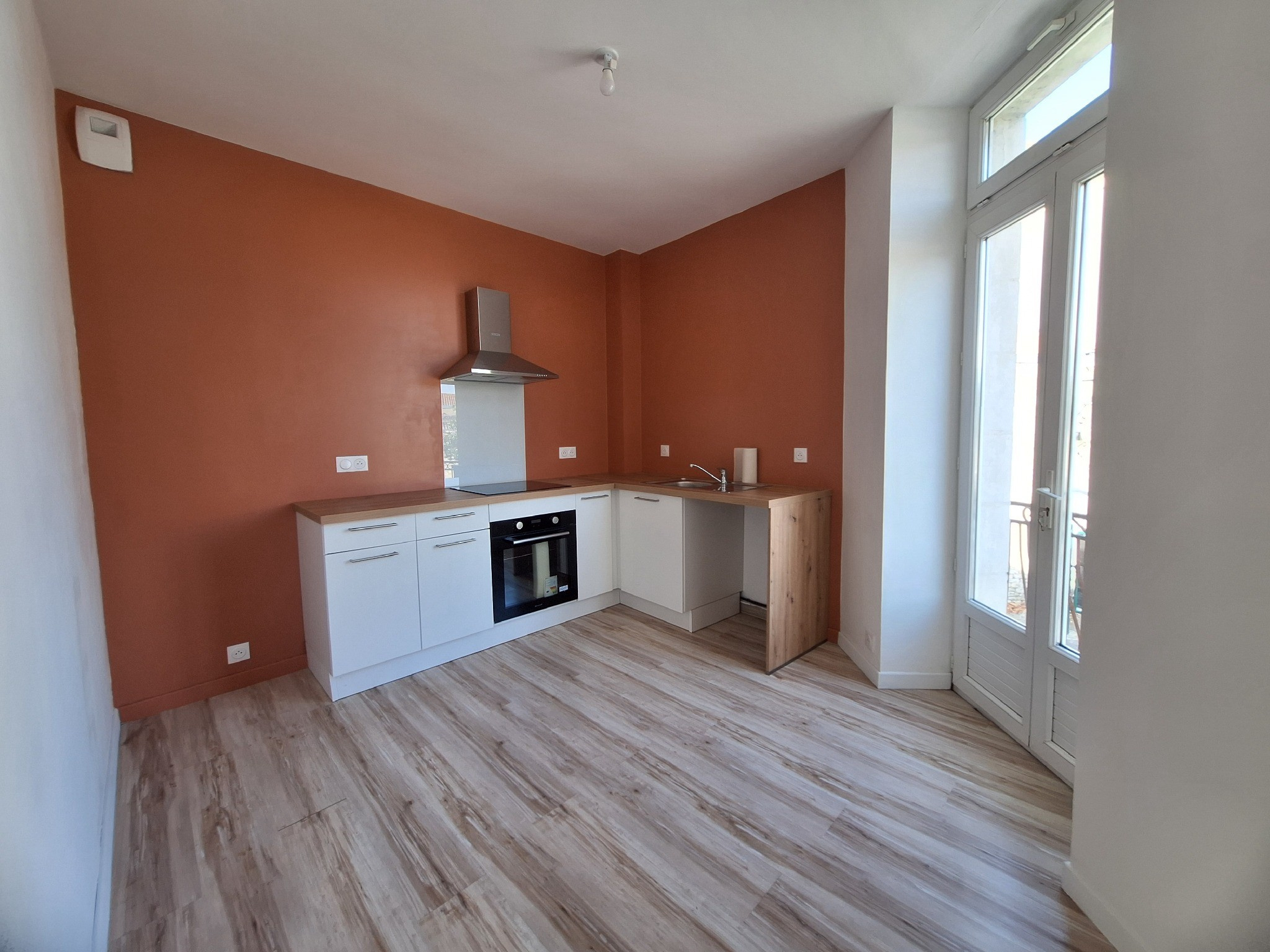 A LOUER Appartement T4