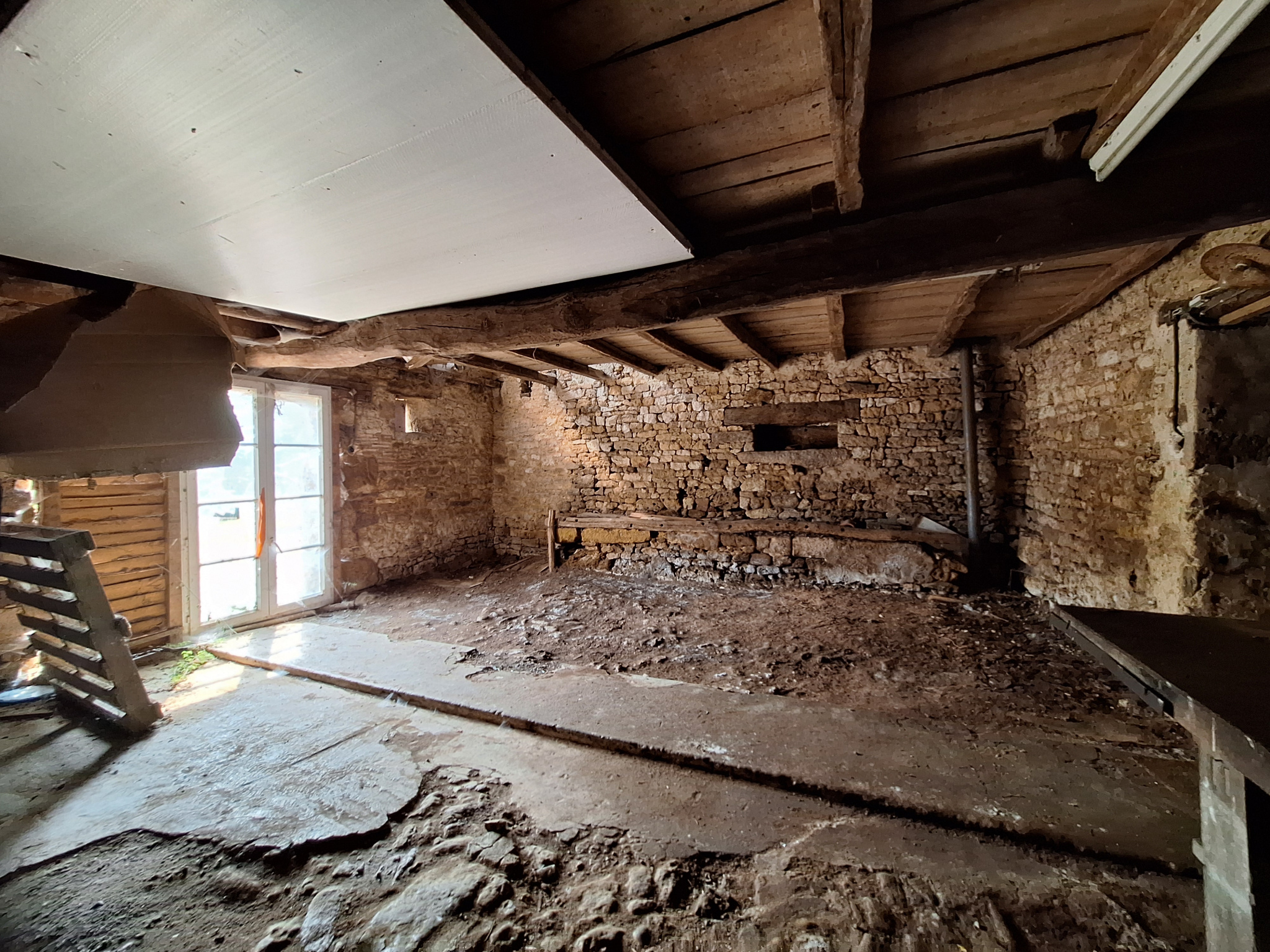 Maison à fort potentiel entièrement à rénover